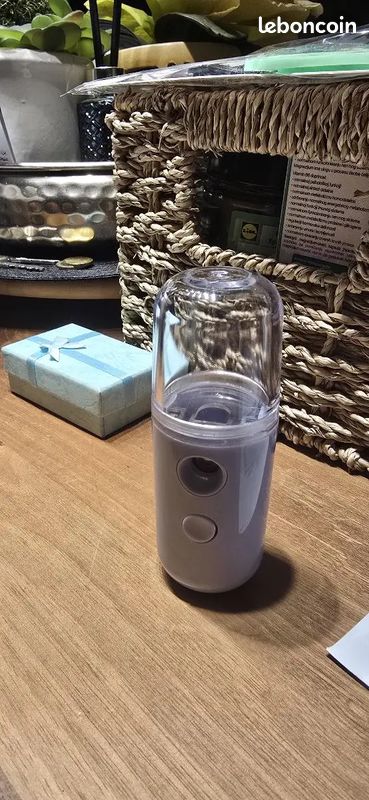 Brumisateur USB portable — idéal bureau ou sac